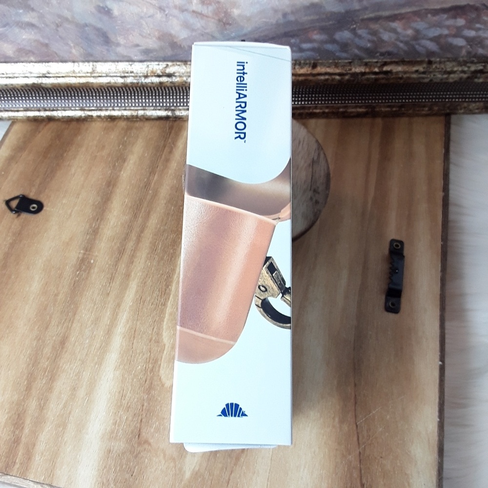 SOLD NEW Apple Airpods  Leather Case - Picture 4 of 8
